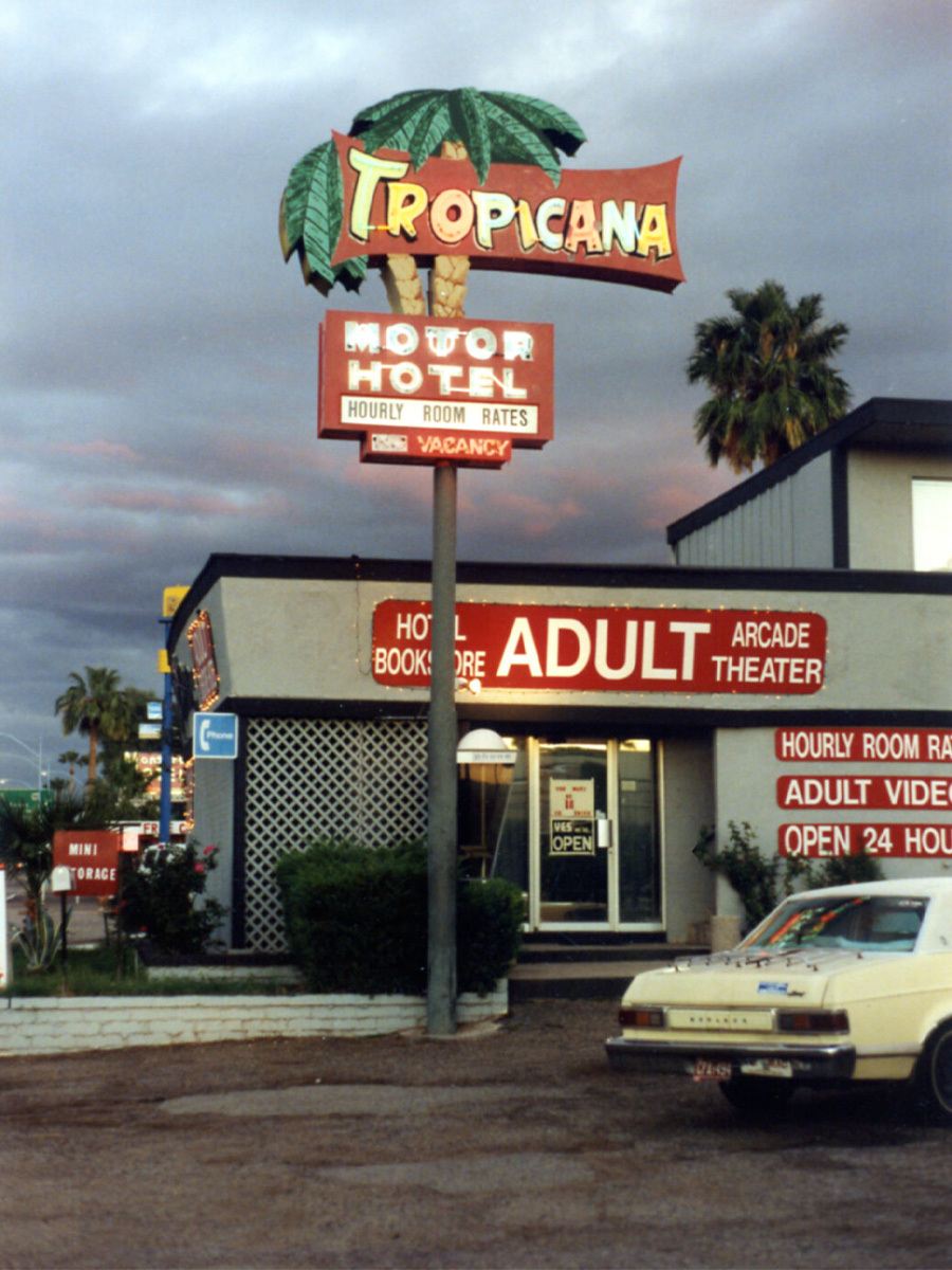 Tiki Bar: Tropicana Motor Hotel | mytiki.life