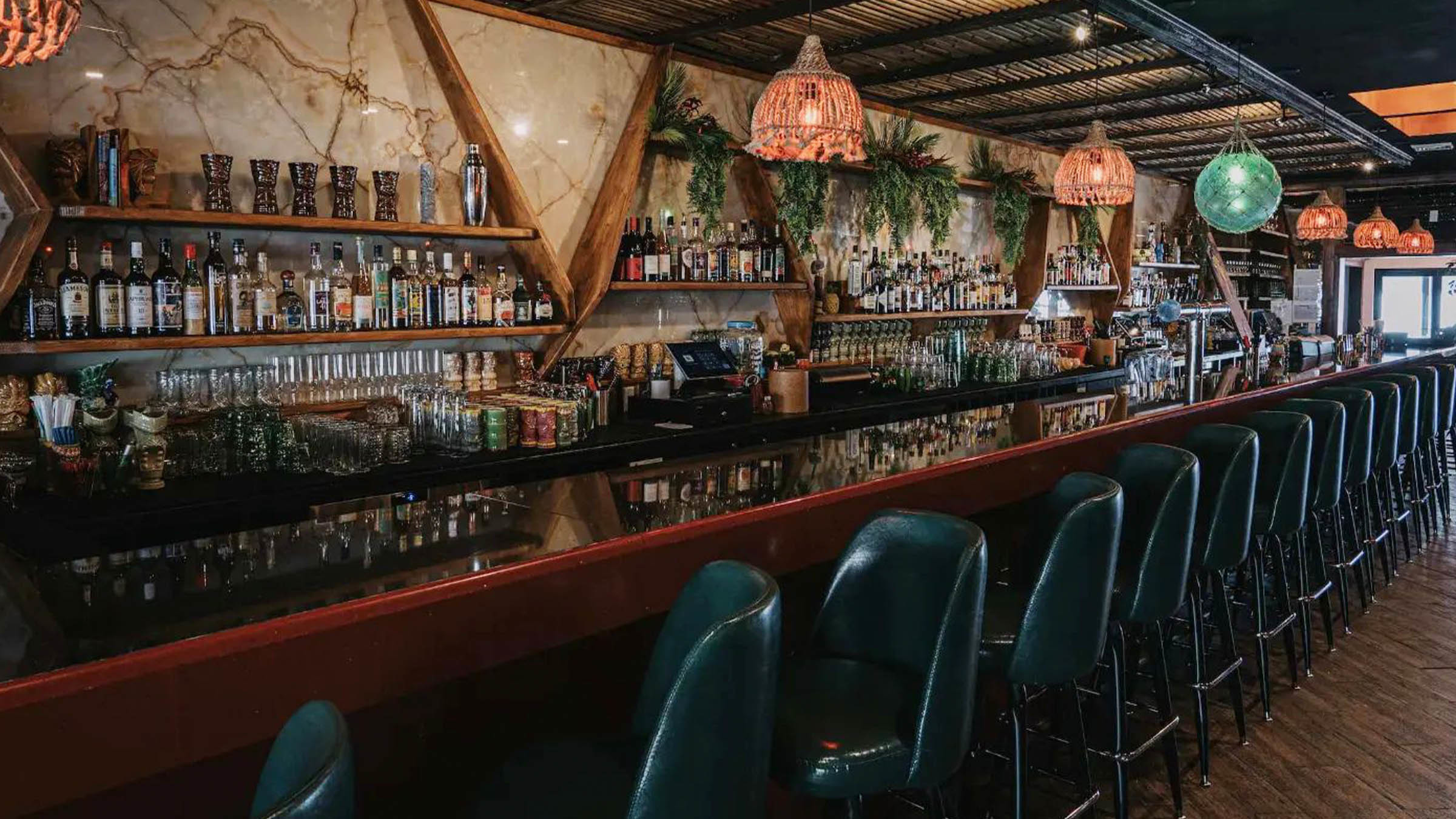 Stowaway brings its tiki vibe to a new home in Tustin - Los