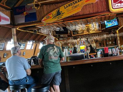 The hut az 8