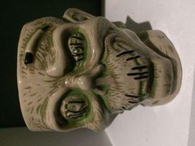Trader Sam's Shrunken Zombie Head Mug Second Edition - 133233