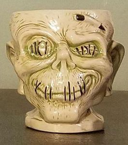 Trader Sam's Shrunken Zombie Head Mug Second Edition - 144241