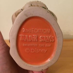 Trader Sam's Shrunken Zombie Head Mug Second Edition - 140867