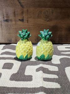 Aloha Hawaii Banner Pineapple Salt & Pepper Shakers - 157777
