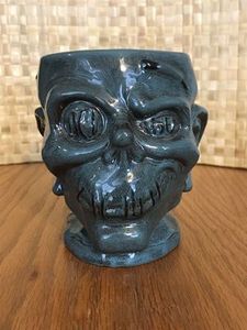 Trader Sam's Shrunken Zombie Head Mug First Edition - 150431