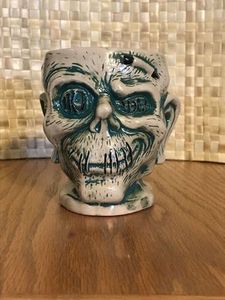 Trader Sam's Shrunken Zombie Head Mug Mahaloween Edition - 150367