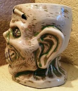 Trader Sam's Shrunken Zombie Head Mug Second Edition - 161266
