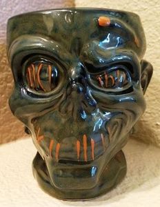 Trader Sam's Shrunken Zombie Head Mug Third Edition - 161327