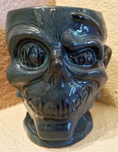 Trader Sam's Shrunken Zombie Head Mug First Edition - 161635