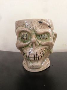 Trader Sam's Shrunken Zombie Head Mug Second Edition - 114304