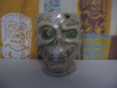 Trader Sam's Shrunken Zombie Head Mug Second Edition - 152328