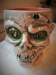 Trader Sam's Shrunken Zombie Head Mug Second Edition - 113915