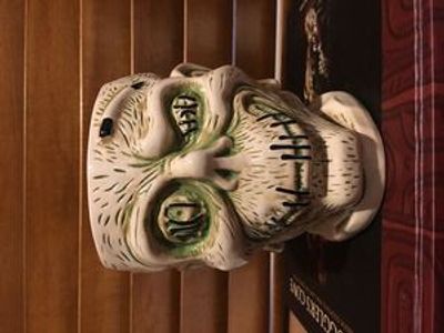Trader Sam's Shrunken Zombie Head Mug Second Edition - 138980