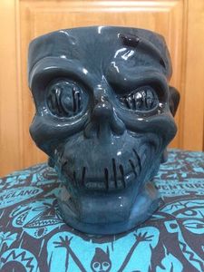 Trader Sam's Shrunken Zombie Head Mug First Edition - 135891