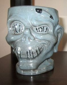 Trader Sam's Shrunken Zombie Head Mug First Edition - 123536
