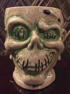 Trader Sam's Shrunken Zombie Head Mug Second Edition - 134639