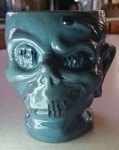 Trader Sam's Shrunken Zombie Head Mug First Edition - 144458