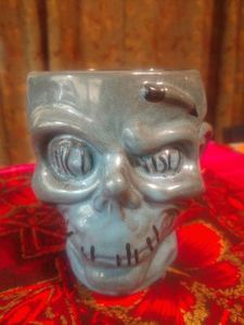 Trader Sam's Shrunken Zombie Head Mug First Edition - 185308