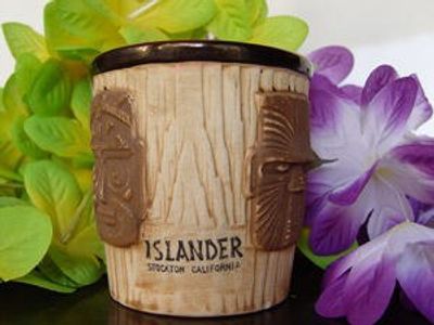 Islander Three Face Bucket Standard Size - 25105