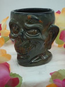 Trader Sam's Shrunken Zombie Head Mug Third Edition - 165912
