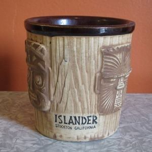 Islander Three Face Bucket Standard Size - 63917