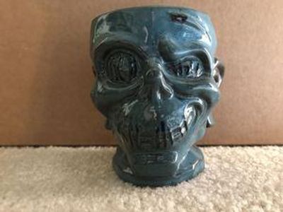Trader Sam's Shrunken Zombie Head Mug First Edition - 155344