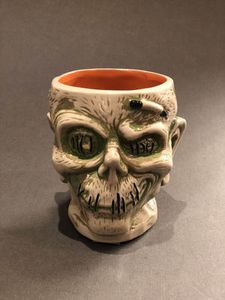Trader Sam's Shrunken Zombie Head Mug Second Edition - 158180