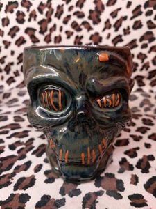 Trader Sam's Shrunken Zombie Head Mug Third Edition - 152652