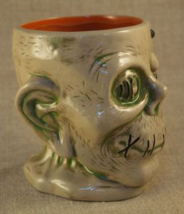 Trader Sam's Shrunken Zombie Head Mug Second Edition - 118329