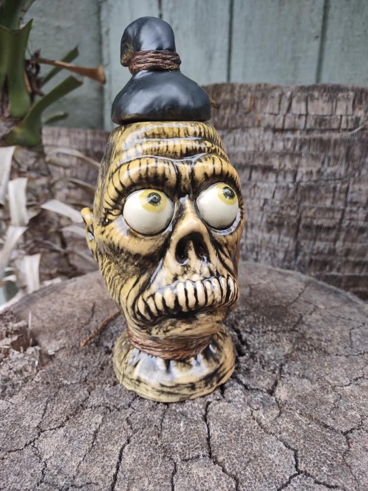 Outsider #25 skull mug, tiki mug by hot Zigi Tiki