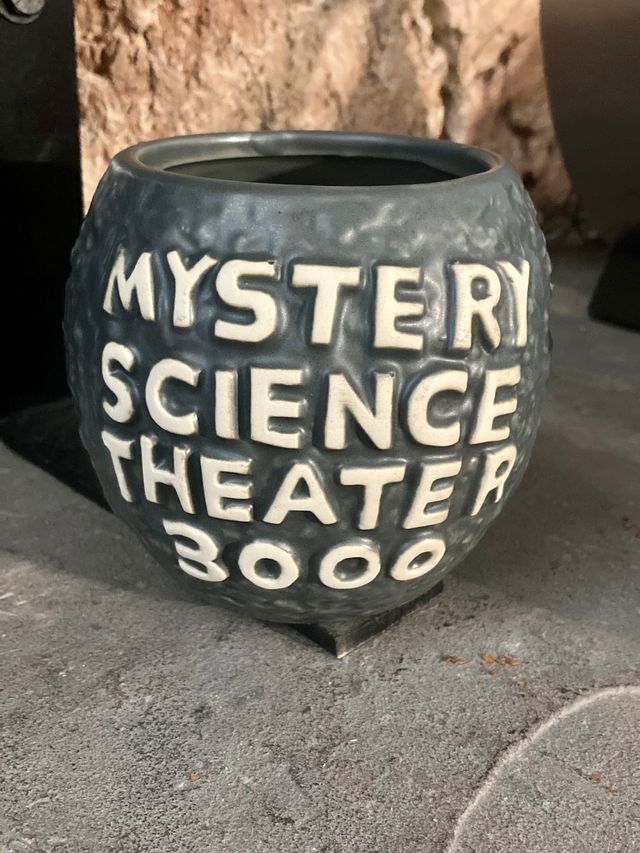 Mystery deals Science Theater 3000 MST3K Tiki Moon Mug Kickstarter Reward Exclusive